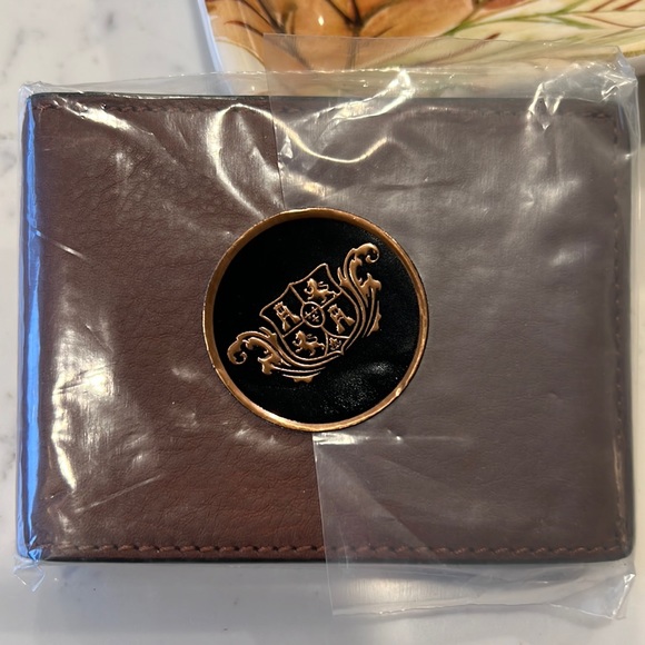 Bosca Accessories Bosca Mens Leather Bifold Wallet With 6 Slots